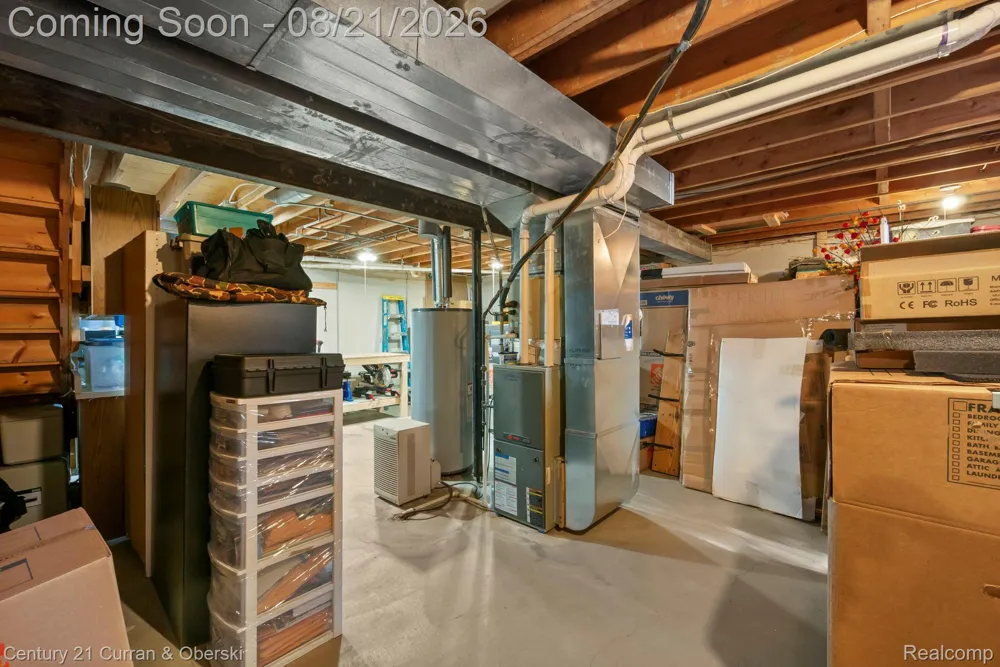 7981 Lawrence West Bloomfield Charter Township, MI 48322