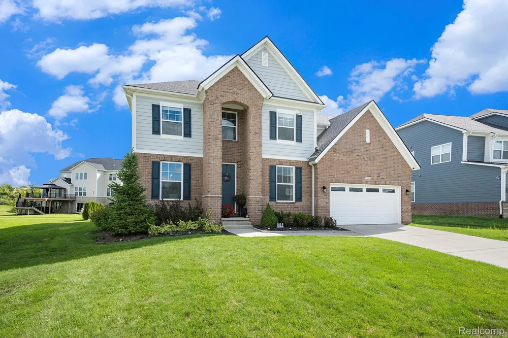 53213 Bay Laurel Lane Lyon Charter Township, MI 48178