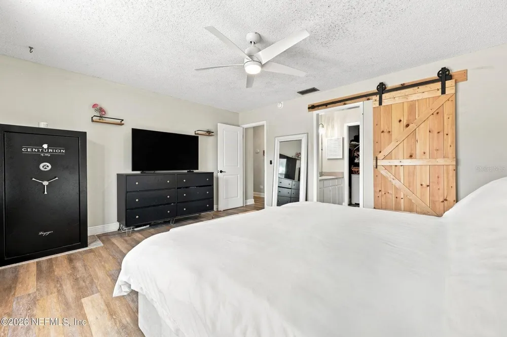 12432 MUSCOVY DRIVE Jacksonville, FL 32223