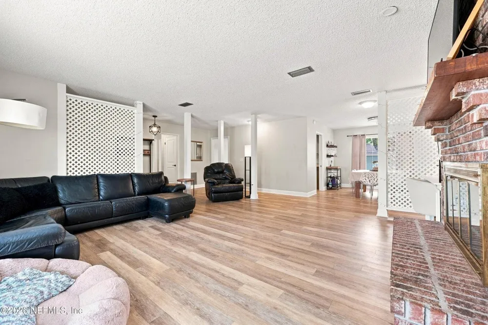 12432 MUSCOVY DRIVE Jacksonville, FL 32223