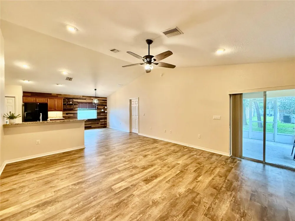 6054 MERRIFIELD DRIVE Zephyrhills, FL 33541