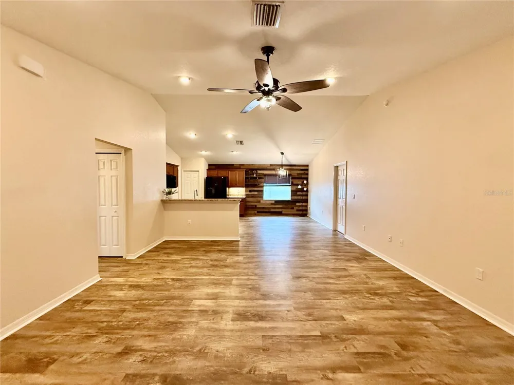 6054 MERRIFIELD DRIVE Zephyrhills, FL 33541