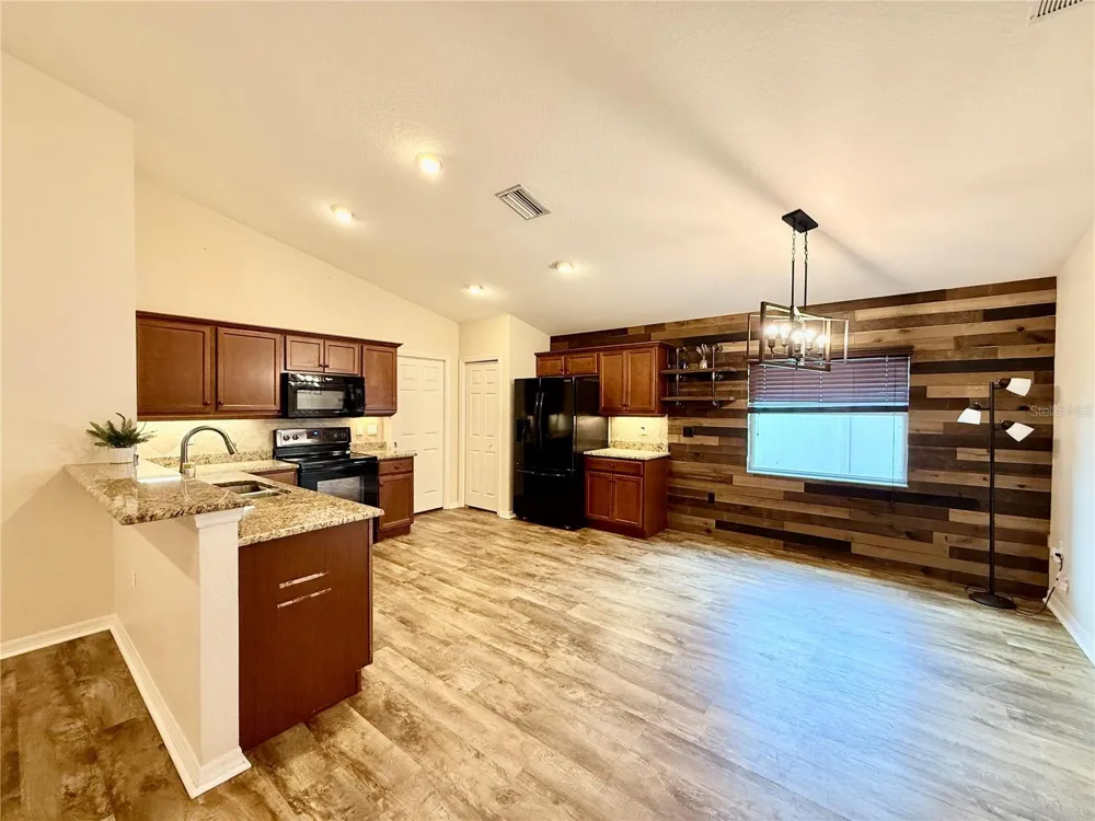 6054 MERRIFIELD DRIVE Zephyrhills, FL 33541