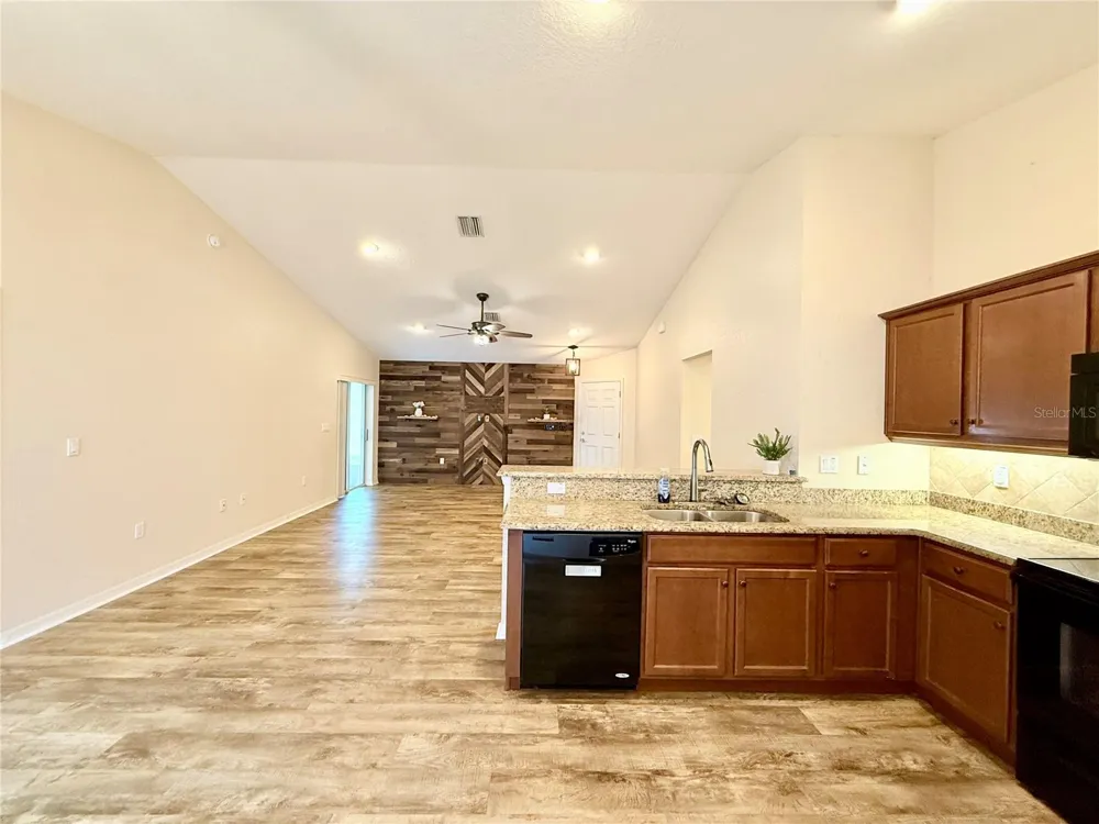 6054 MERRIFIELD DRIVE Zephyrhills, FL 33541