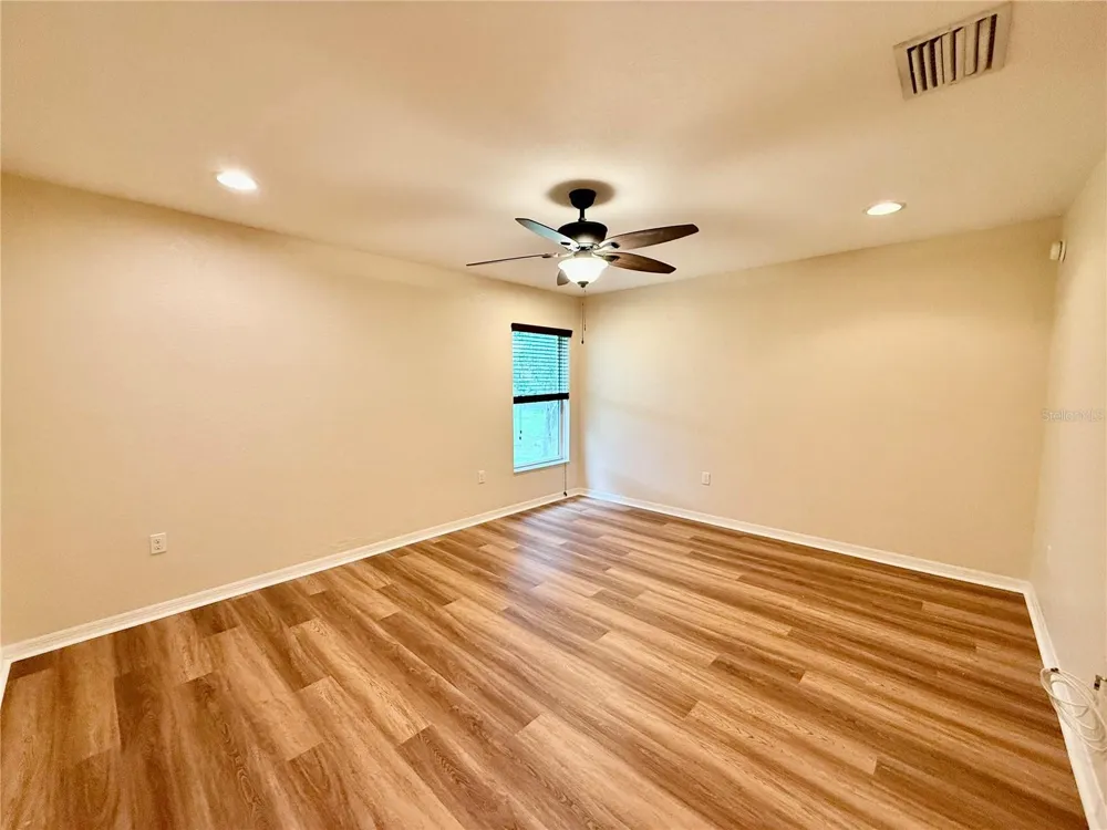 6054 MERRIFIELD DRIVE Zephyrhills, FL 33541