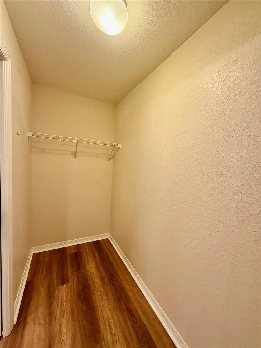 6054 MERRIFIELD DRIVE Zephyrhills, FL 33541