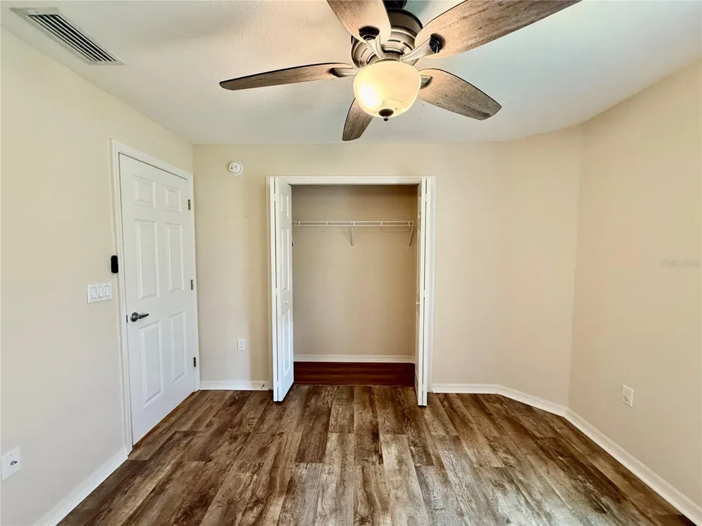 6054 MERRIFIELD DRIVE Zephyrhills, FL 33541