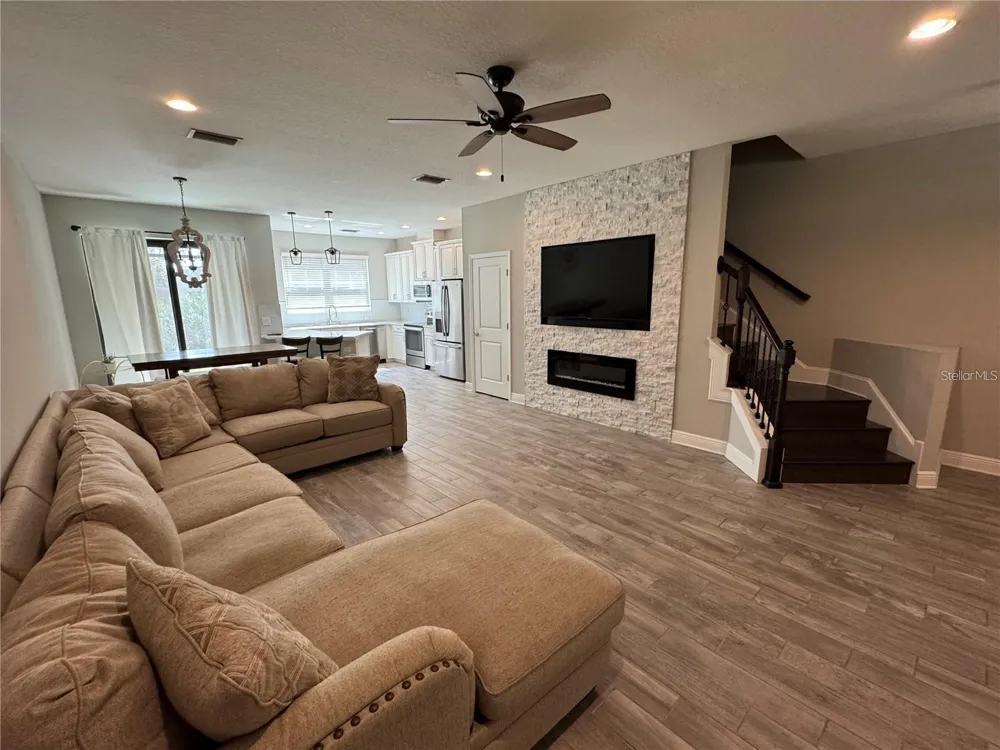 5122 78TH ST CIRCLE E Bradenton, FL 34203