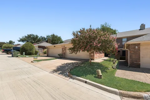 6122 Cypress Point Drive