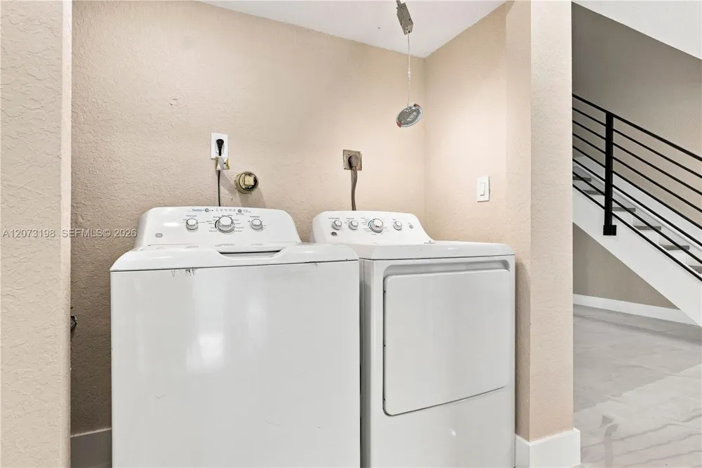 9939 W Atlantic Blvd #9939 Coral Springs, FL 33071