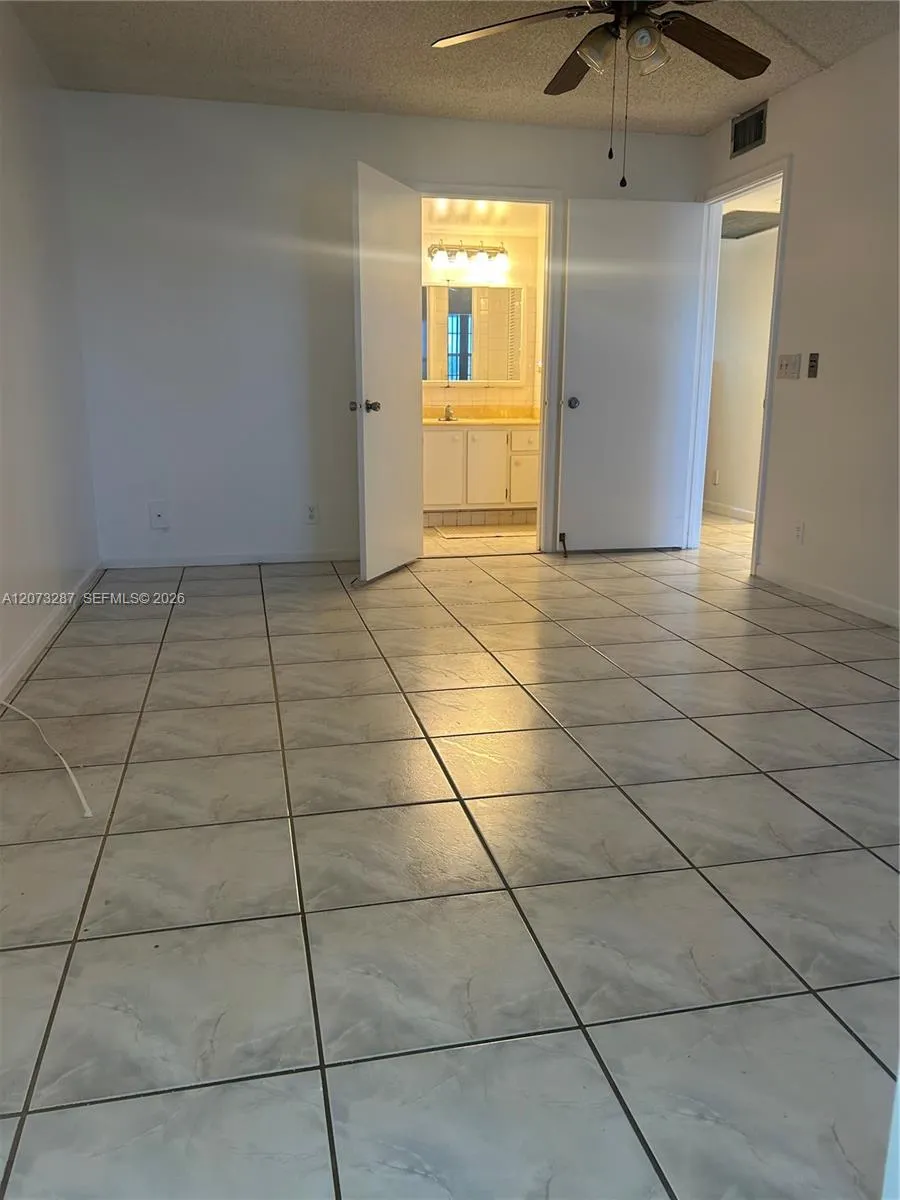1401 SW 134th Way #109C Pembroke Pines, FL 33027