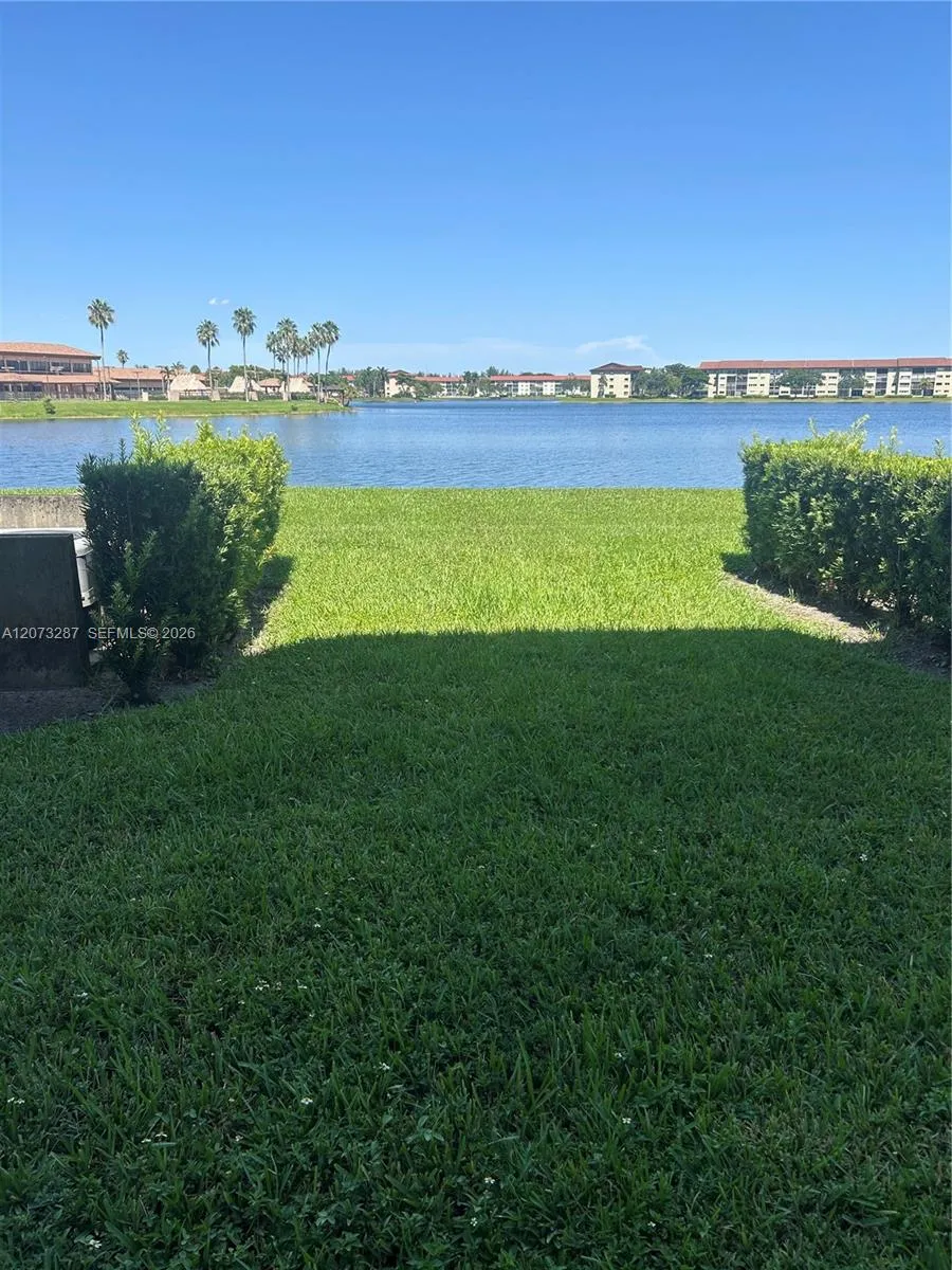 1401 SW 134th Way #109C Pembroke Pines, FL 33027