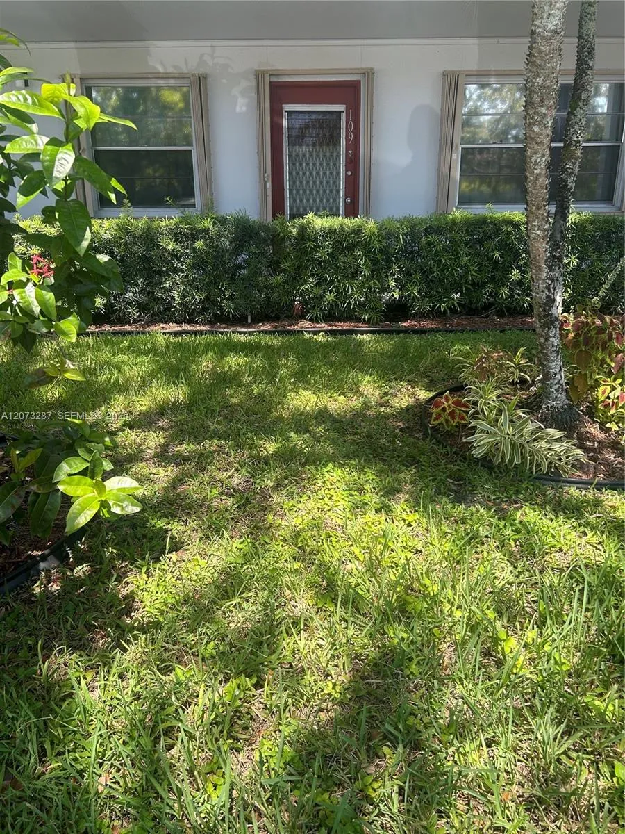 1401 SW 134th Way #109C Pembroke Pines, FL 33027
