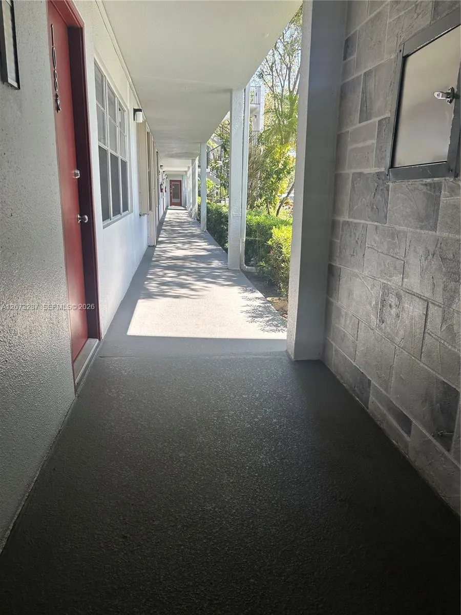 1401 SW 134th Way #109C Pembroke Pines, FL 33027