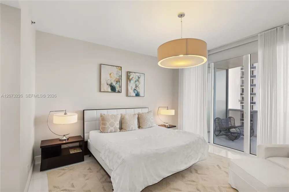 15811 Collins Ave #1702 Sunny Isles Beach, FL 33160