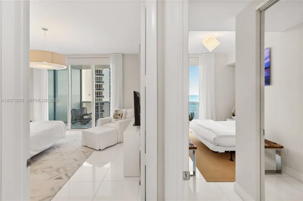 15811 Collins Ave #1702 Sunny Isles Beach, FL 33160