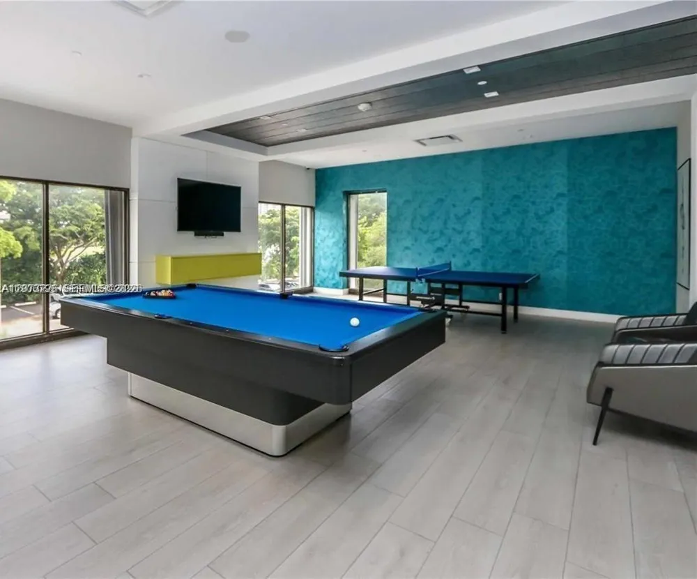 15811 Collins Ave #1702 Sunny Isles Beach, FL 33160
