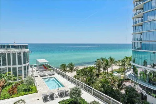 15811 Collins Ave #1702 Sunny Isles Beach, FL 33160