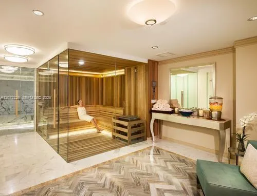 15811 Collins Ave #1702 Sunny Isles Beach, FL 33160