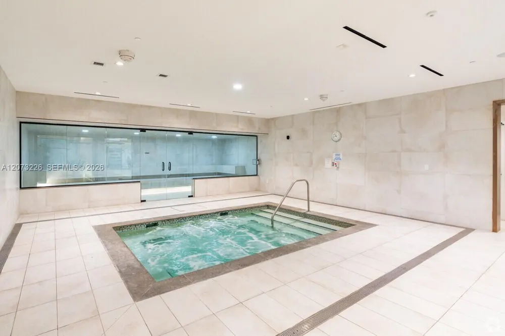 15811 Collins Ave #1702 Sunny Isles Beach, FL 33160