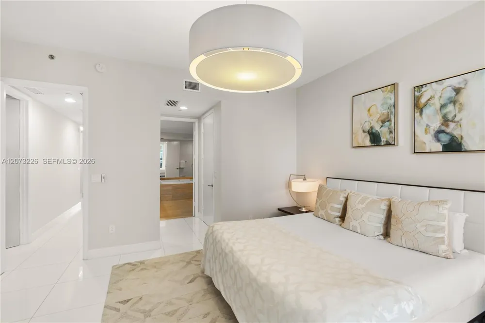 15811 Collins Ave #1702 Sunny Isles Beach, FL 33160