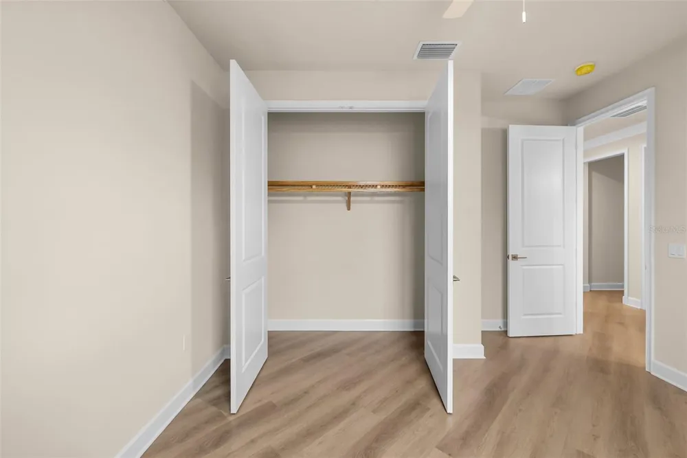 208 ATHENIAN WAY Tarpon Springs, FL 34689