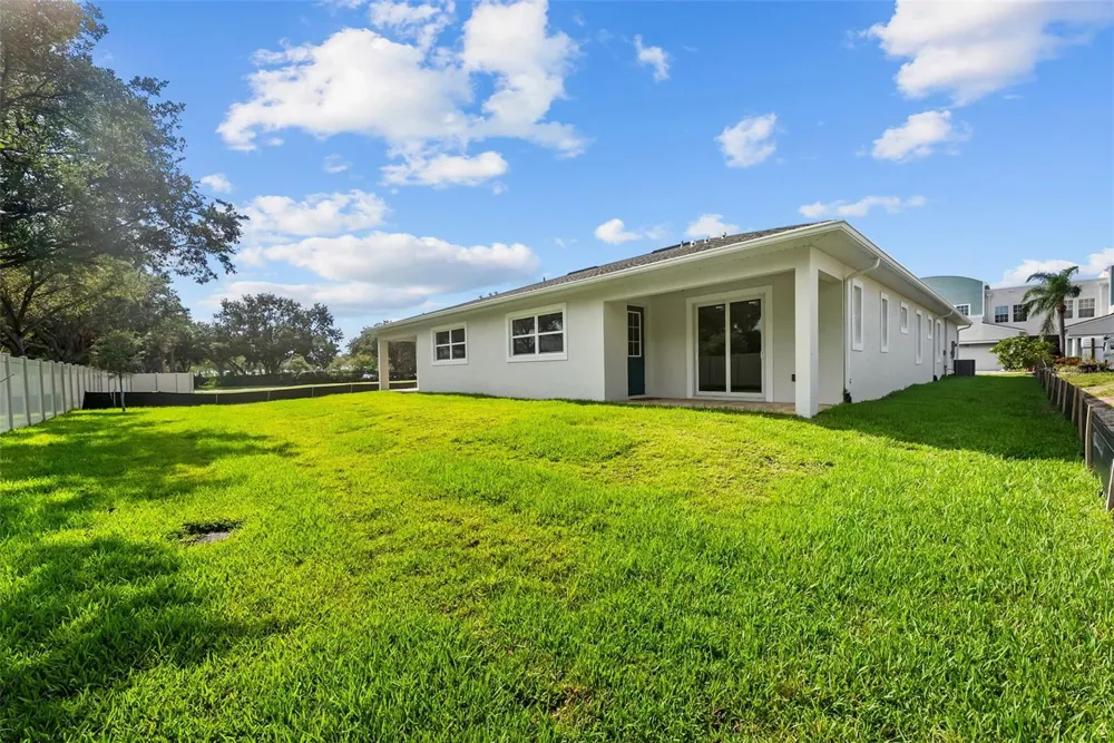 208 ATHENIAN WAY Tarpon Springs, FL 34689