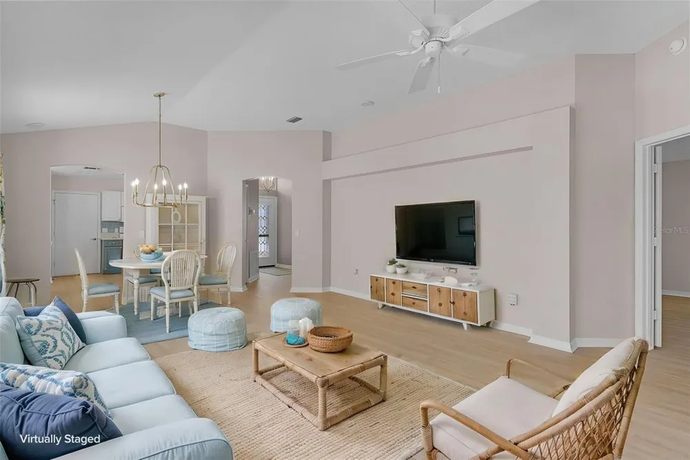 1305 SANTA MARIA AVENUE The Villages, FL 32159