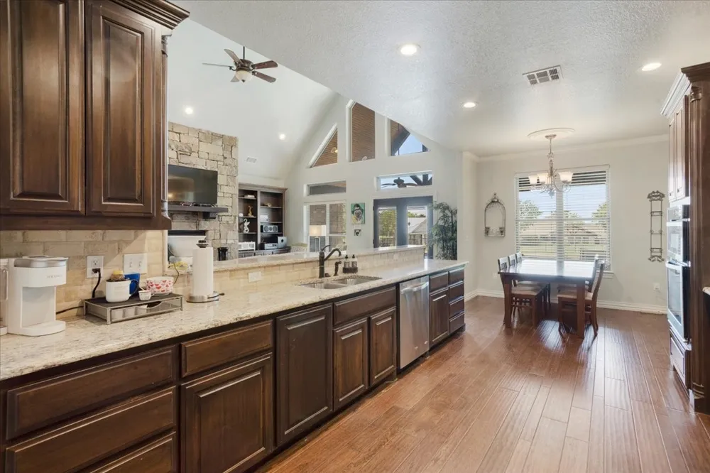 35 S Bob Jones Court Pottsboro, TX 75076