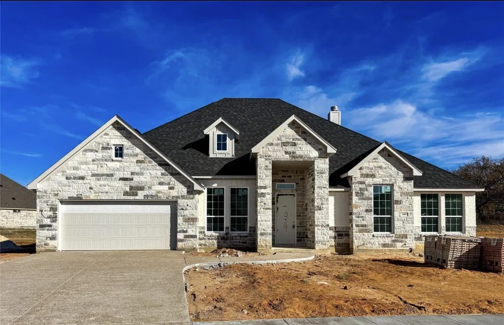 2489 Timber Hills Drive Burleson, TX 76028