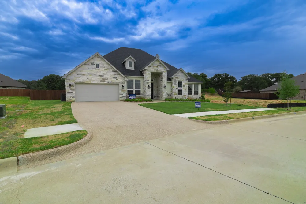 2489 Timber Hills Drive Burleson, TX 76028