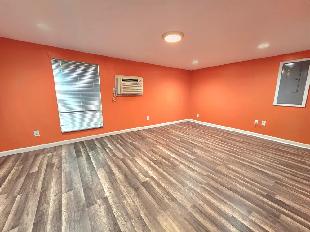 2617 Graham Street Paris, TX 75460