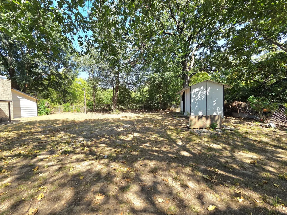 2617 Graham Street Paris, TX 75460