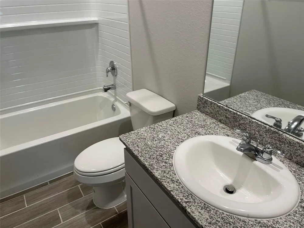 823 Redinger Ridge Drive Houston, TX 77336