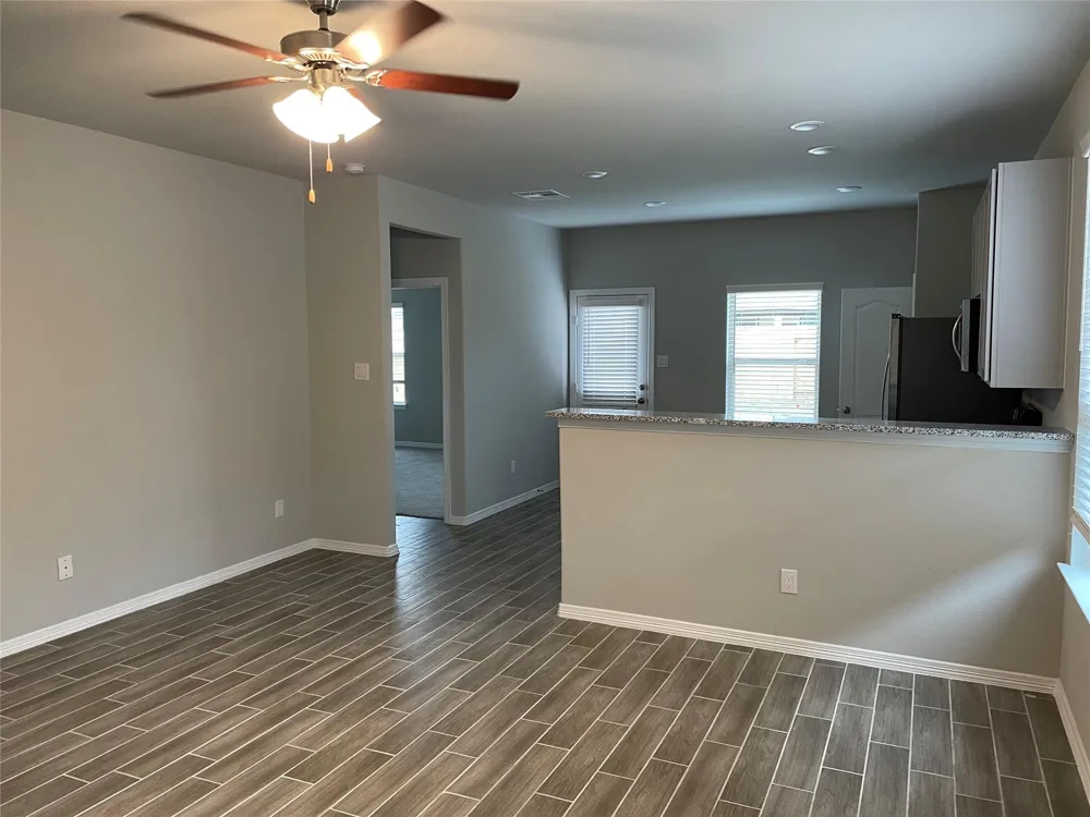 823 Redinger Ridge Drive Houston, TX 77336