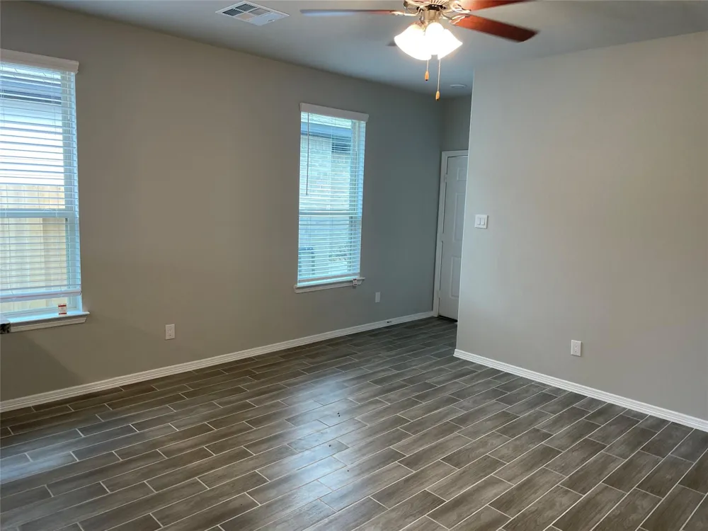 823 Redinger Ridge Drive Houston, TX 77336