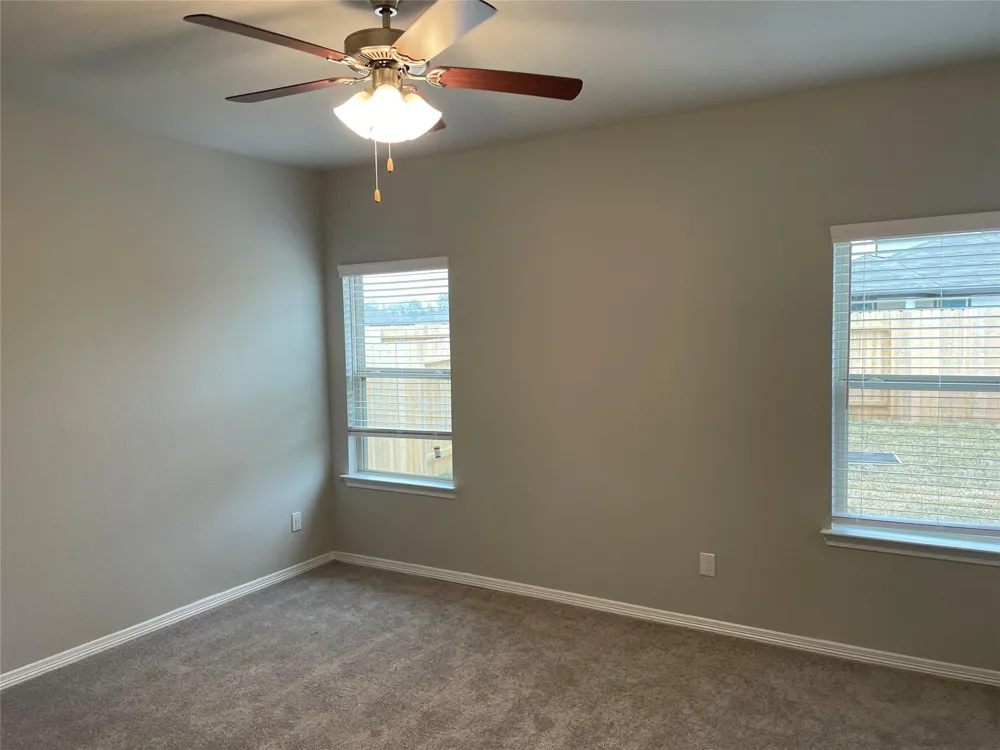 823 Redinger Ridge Drive Houston, TX 77336