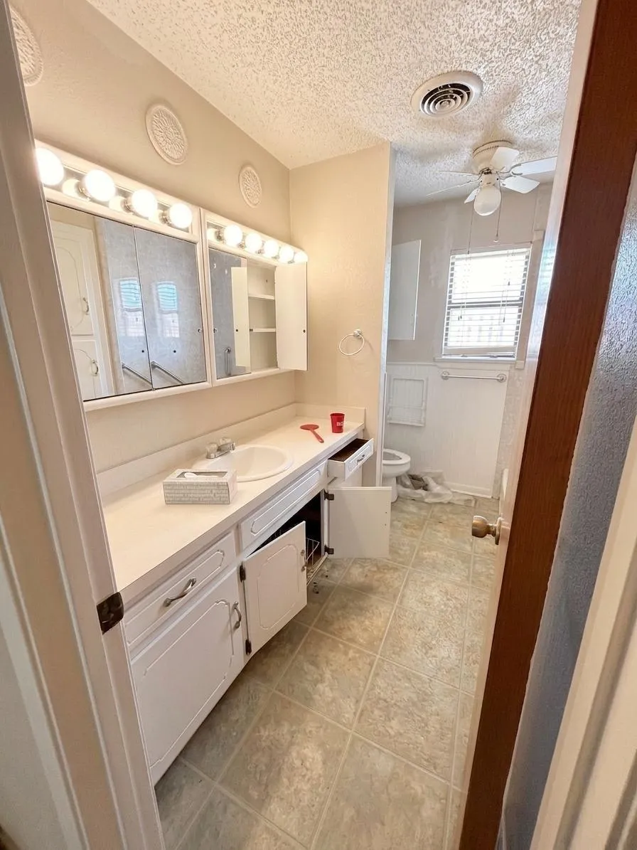 3901 Mercedes Street San Angelo, TX 76901