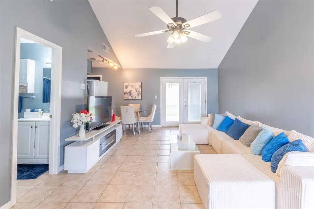 23 Townhouse Lane #23 Trinity, TX 75862