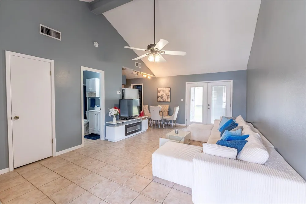 23 Townhouse Lane #23 Trinity, TX 75862
