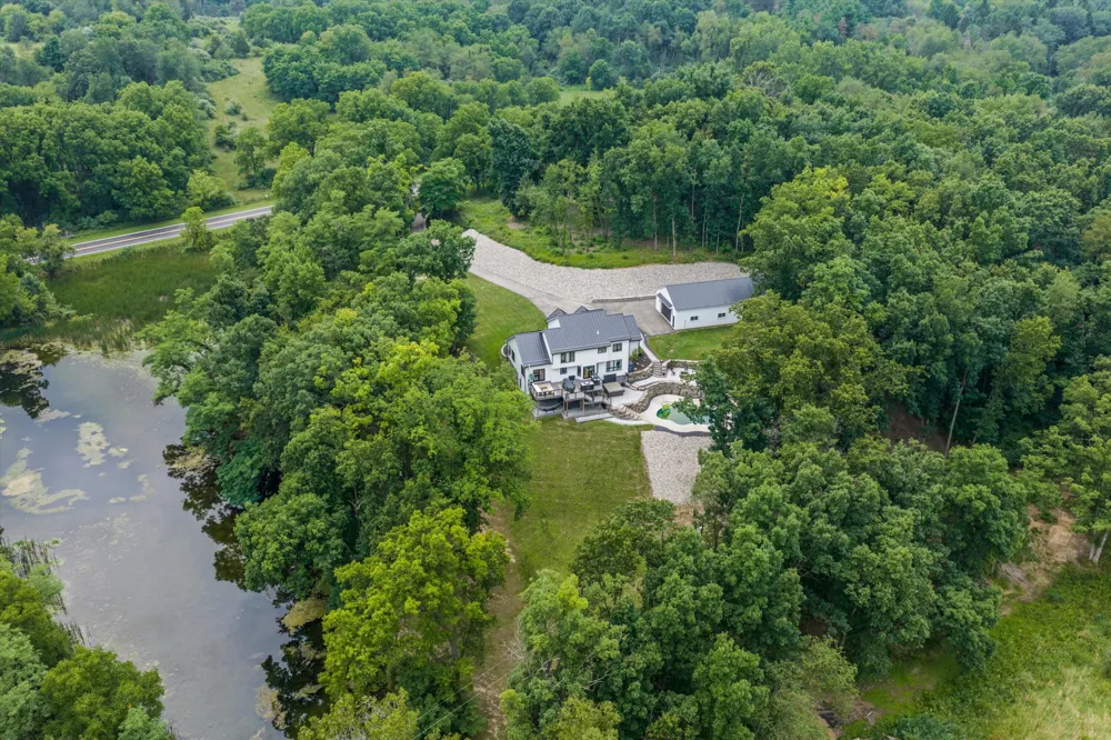 15135 W Austin Road Manchester, MI 48158