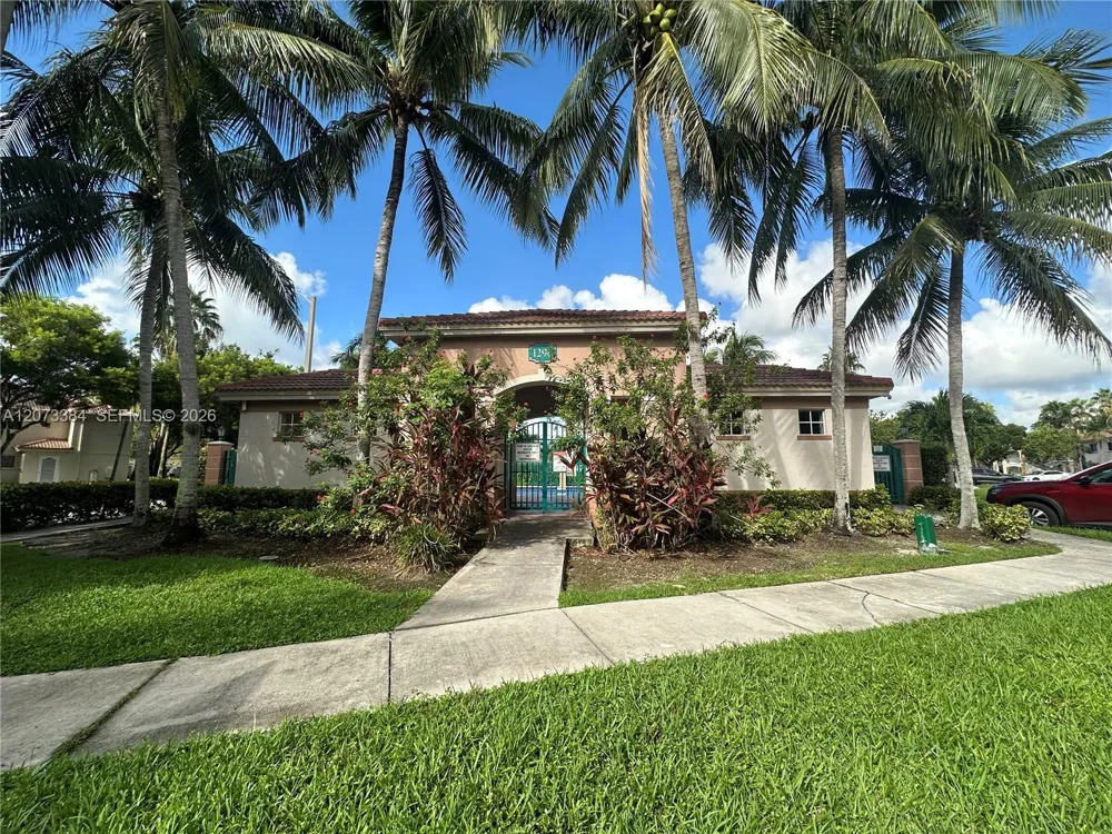2921 SE 13th Ave #205-48 Homestead, FL 33035