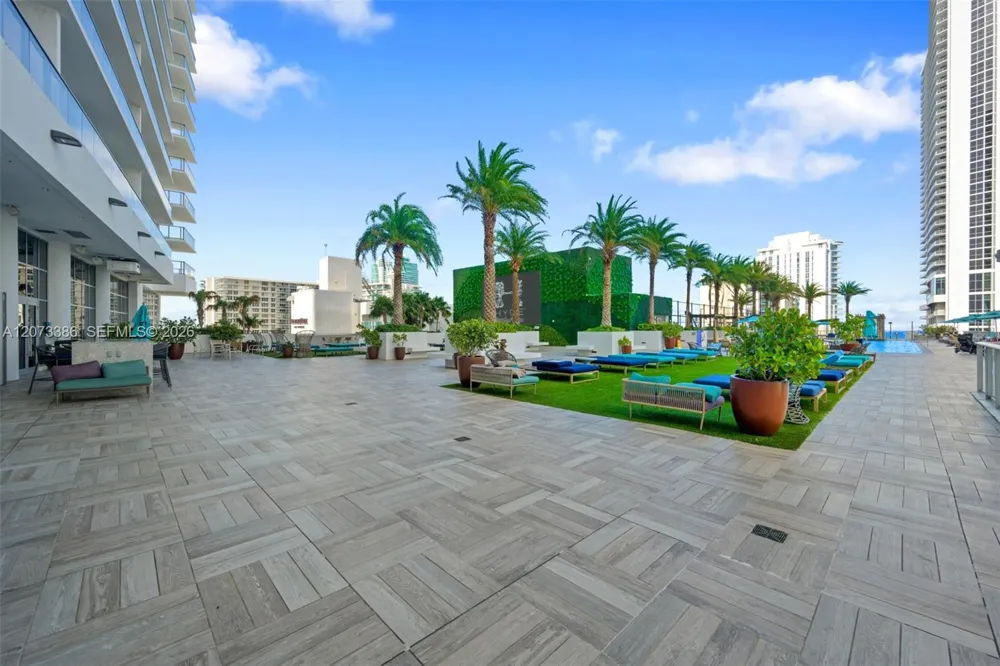 4010 S Ocean Dr #T3905 Hollywood, FL 33019