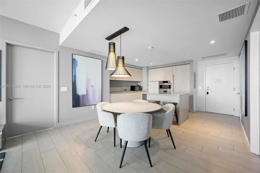 4010 S Ocean Dr #T3905 Hollywood, FL 33019