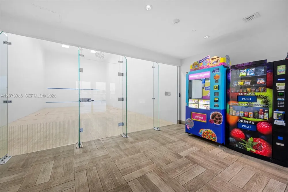 4010 S Ocean Dr #T3905 Hollywood, FL 33019