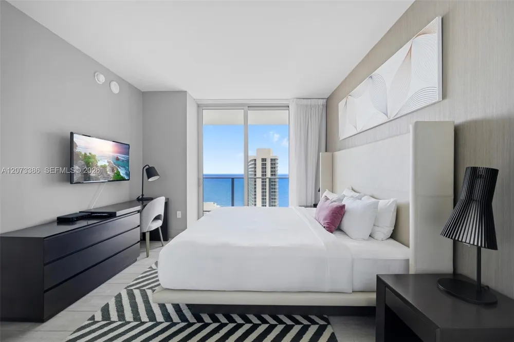 4010 S Ocean Dr #T3905 Hollywood, FL 33019