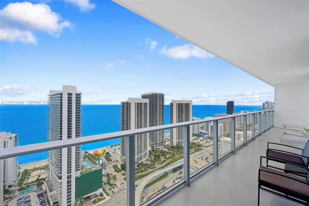 4010 S Ocean Dr #T3905 Hollywood, FL 33019