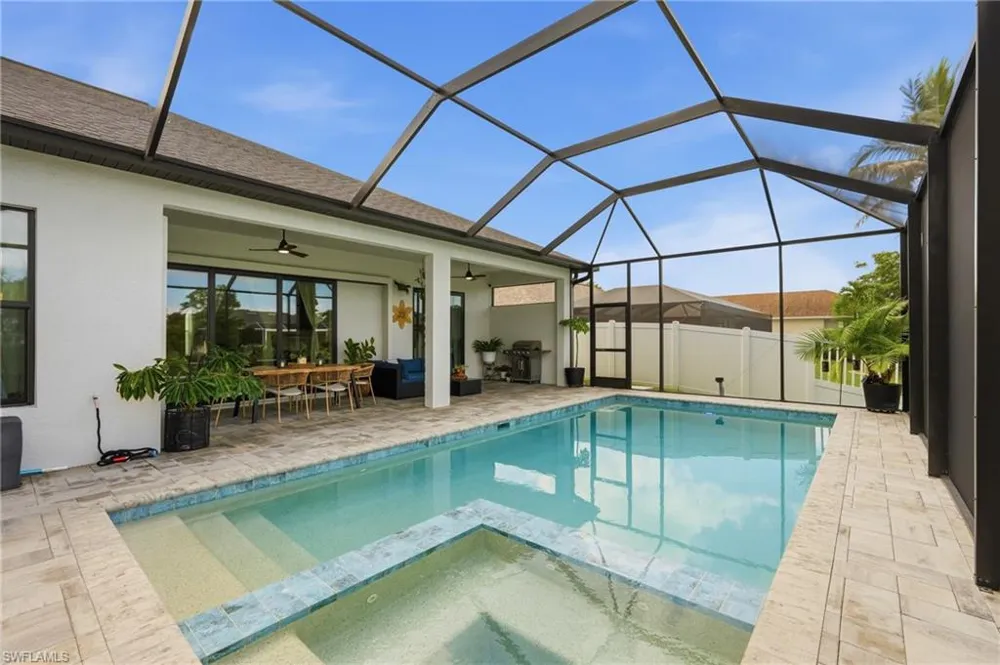 1826 SW 17th Avenue Cape Coral, FL 33991