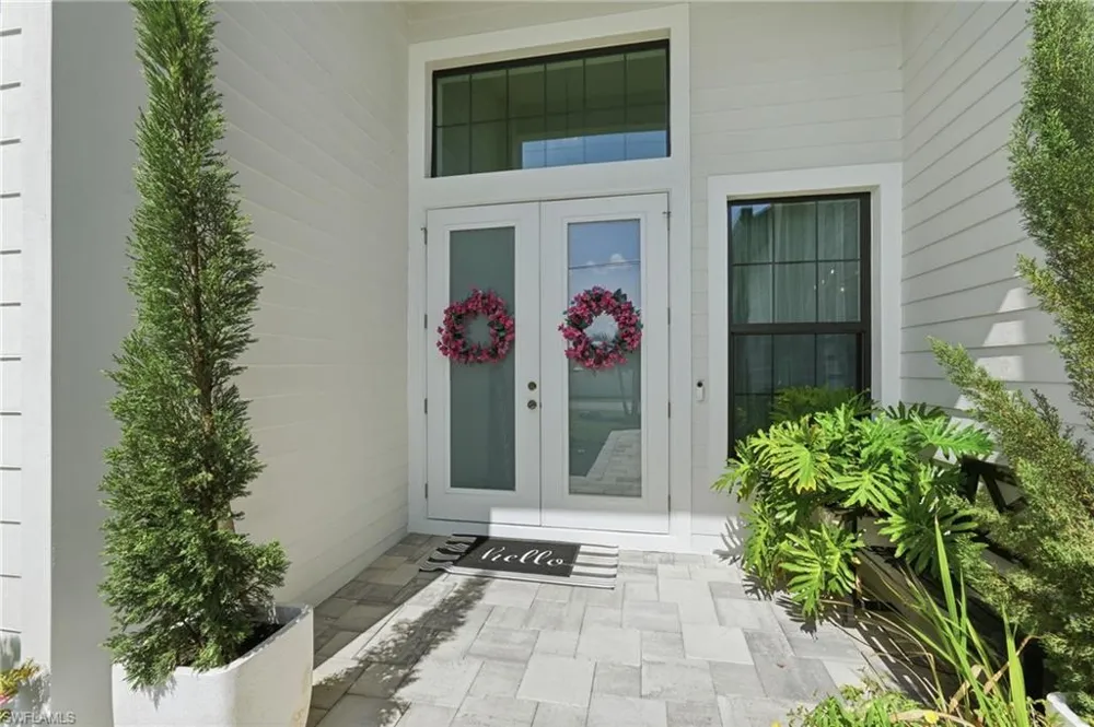 1826 SW 17th Avenue Cape Coral, FL 33991