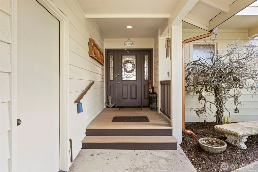 360 Wildwood Avenue SE Ocean Shores, WA 98569